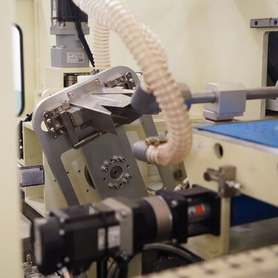 Pharmaceutical Food And Cosmetic Industries Automatic Cartoning Machine Fully Servo BMKS-HC-D80A