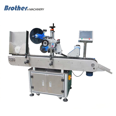 Horizontal Round Bottle Labeling Machine For Oral Liquids Lipsticks And Filter Cartridges