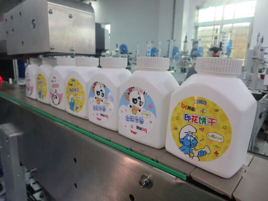 Roller Double Sided Labeling Machine For Gasoline Bottles Cleaning Agents Laundry Detergent